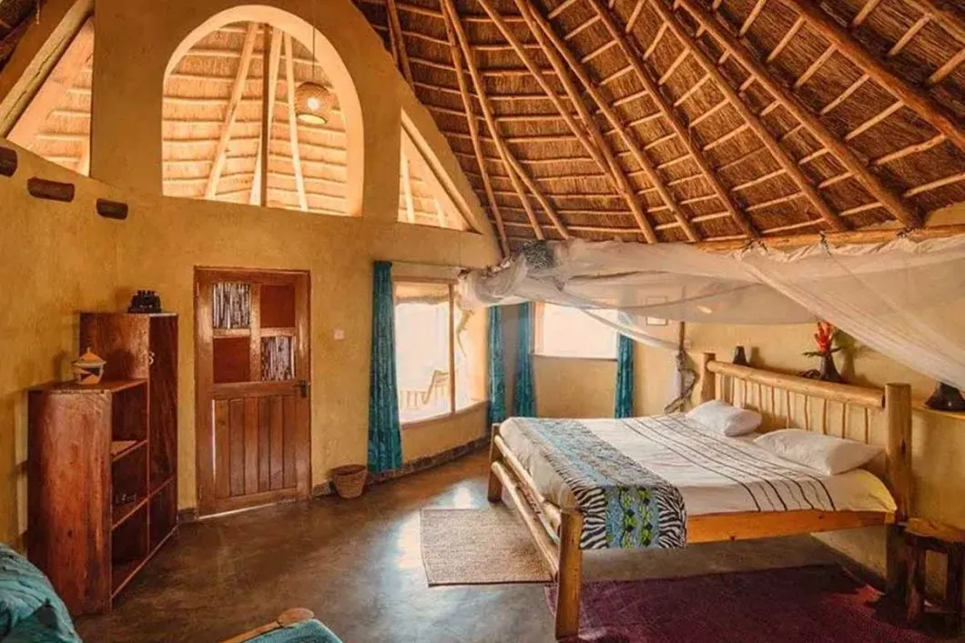 Rwakobo Lodge
