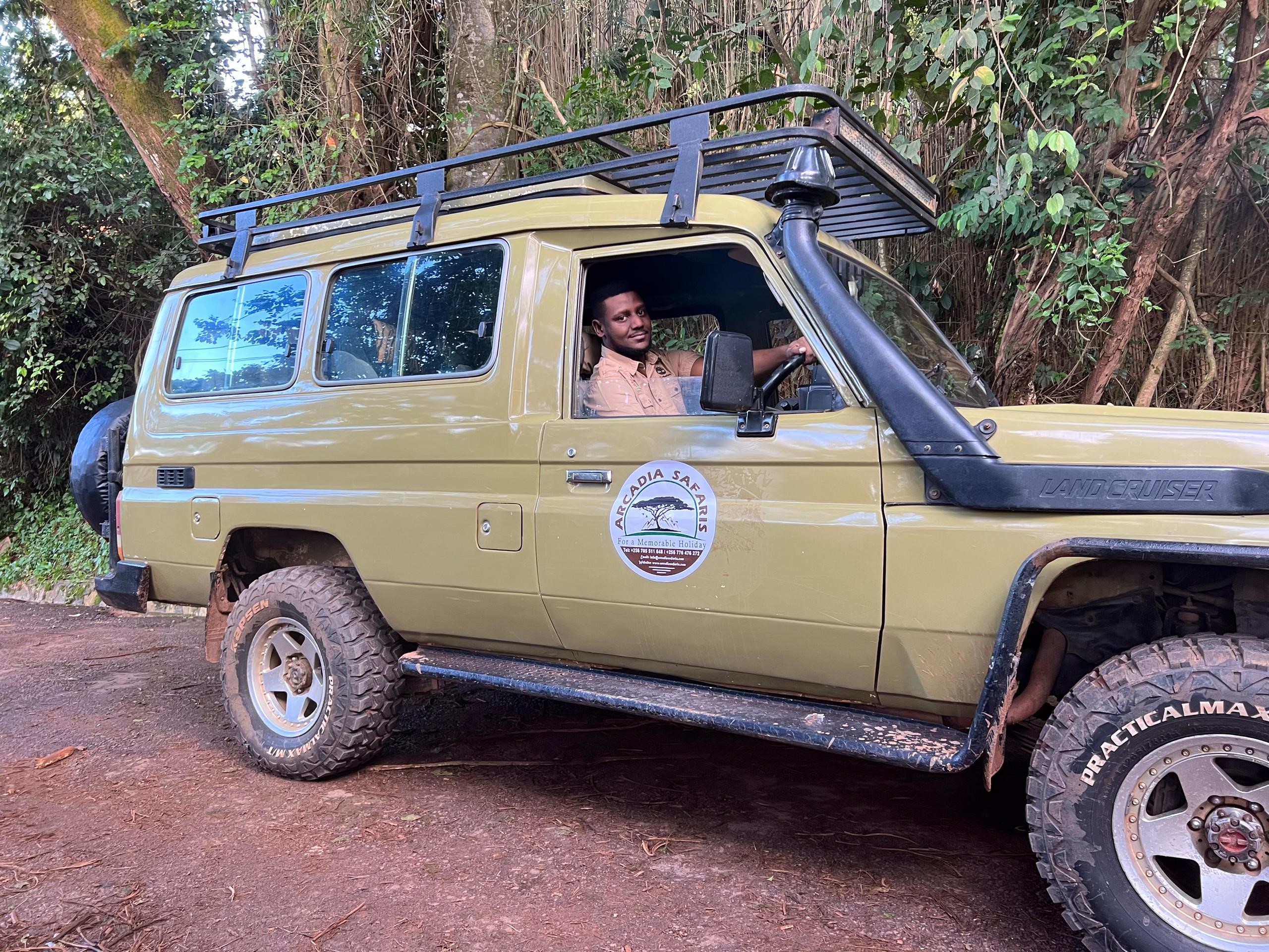 Arcadia Safaris - Safari Vehicle