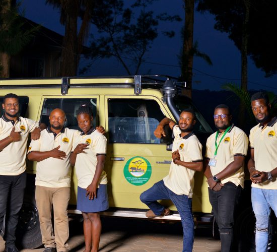 arcadia-safaris-team-on-uganda-safari