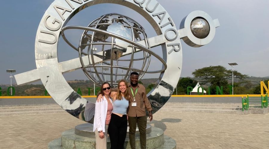 Our Guests at Kikorongo Equator Monument