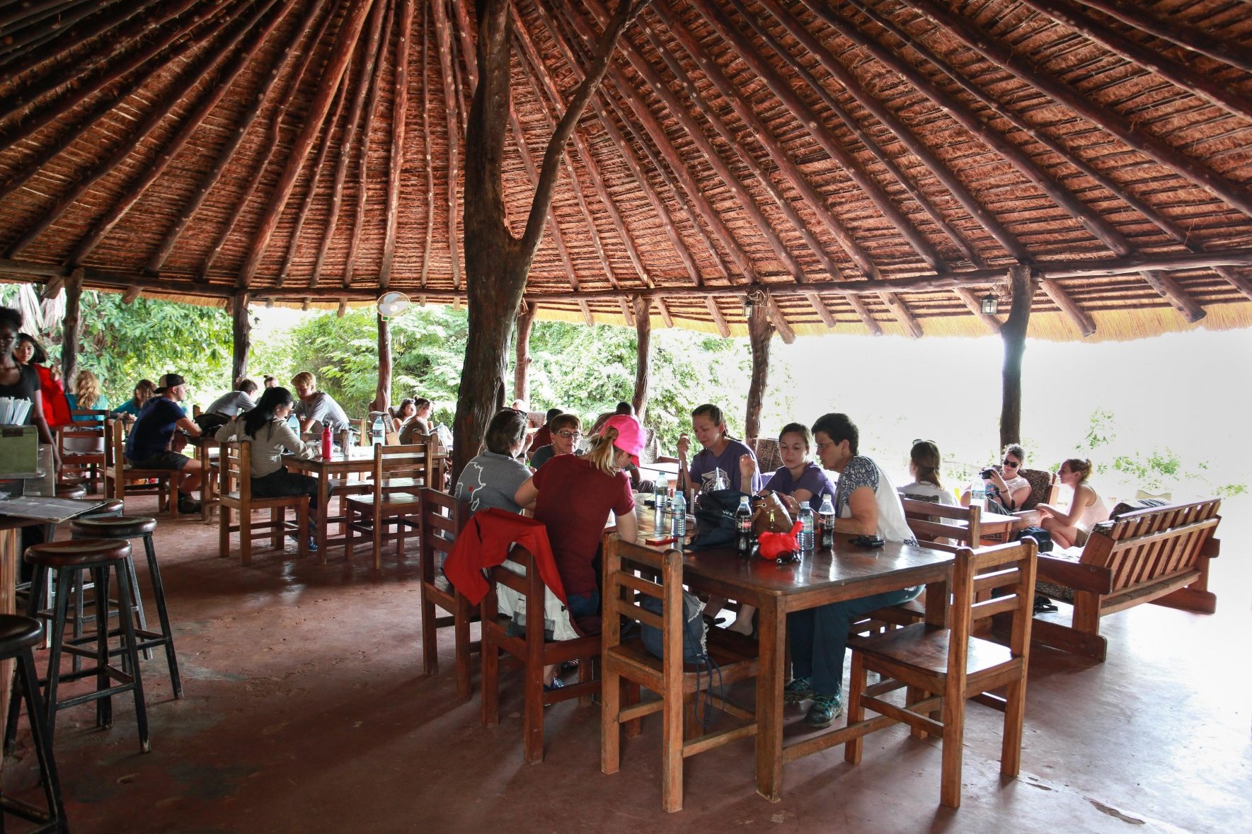 Guests at Red Chilli Rest Camp - Murchison Budget Accommodations
